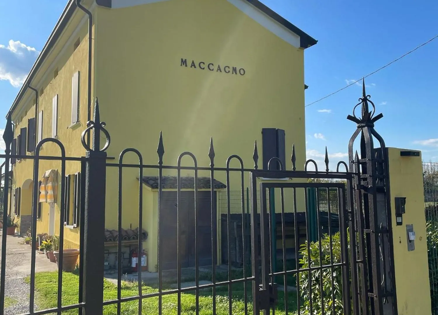 Holiday home The Maccagno Heart Of Emilia Villa Guastalla Italy